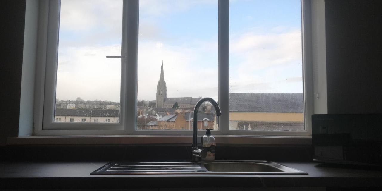 Free Derry Apartments Экстерьер фото